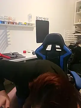 Snapshot of Sexy_Binxy chatting on February 12, 2025, 12:01 pm Sexy Binxy online show from February 12, 2025, 12:01 pm