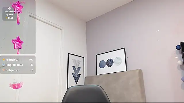 MileyHudson online show from January 8, 2025, 4:44 pm