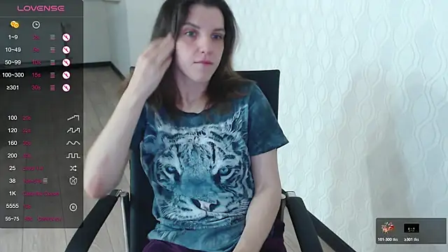 LisaHeart online show from December 15, 2025, 6:56 pm