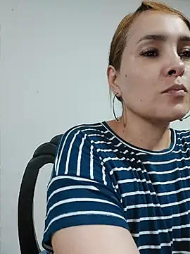 Snapshot of Miss_Agatha chatting on March 26, 2026, 11:54 pm Miss Agatha online show from March 26, 2026, 11:54 pm
