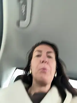 eveangelll online show from March 27, 2026, 5:24 am