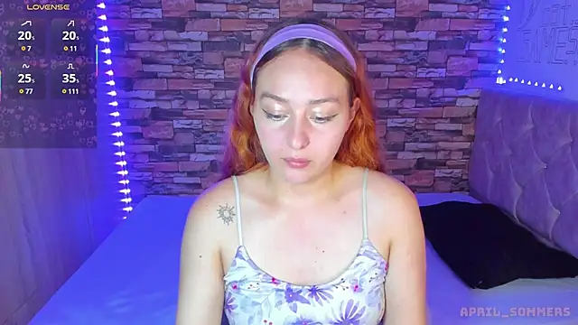 Snapshot of April_sommer1 chatting on March 19, 2025, 11:03 pm April sommer1 online show from March 19, 2025, 11:03 pm