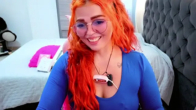 Alexatexa2929 online show from April 16, 2026, 9:39 pm