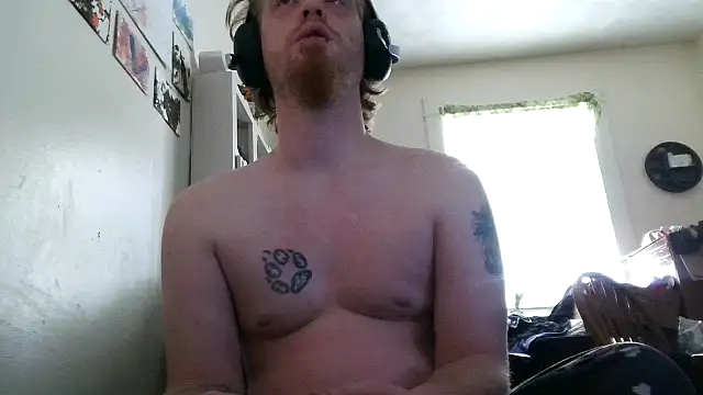 Snapshot of Thehotfox@xh chatting on February 27, 2026, 7:03 pm Thehotfoxxh online show from February 27, 2026, 7:03 pm