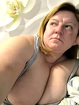 jusichka online show from February 20, 2025, 9:20 pm