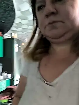 jusichka online show from February 9, 2026, 9:57 am