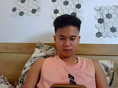 Asiantwink21 online show from September 23, 2025, 5:05 pm