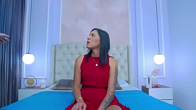 JoannaCox online show from October 6, 2025, 7:11 pm