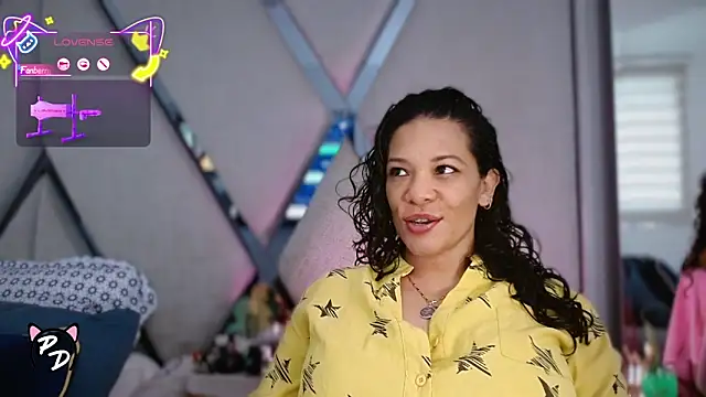 paula daniela1 online show from May 3, 2026, 10:38 pm