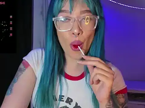 Snapshot of kat_apple chatting on January 10, 2025, 8:48 pm kat apple online show from January 10, 2025, 8:48 pm