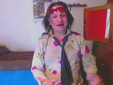 LorenJade online show from January 17, 2026, 10:31 am