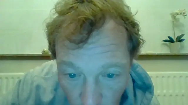 Snapshot of bertolini chatting on May 4, 2026, 9:22 pm bertolini online show from May 4, 2026, 9:22 pm