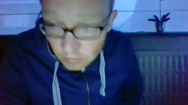 Snapshot of bertolini chatting on May 17, 2026, 7:54 pm bertolini online show from May 17, 2026, 7:54 pm