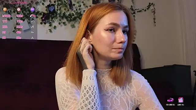 Snapshot of girl_with_snaketatto0 chatting on September 16, 2025, 4:35 am girl with snaketatto0 online show from September 16, 2025, 4:35 am