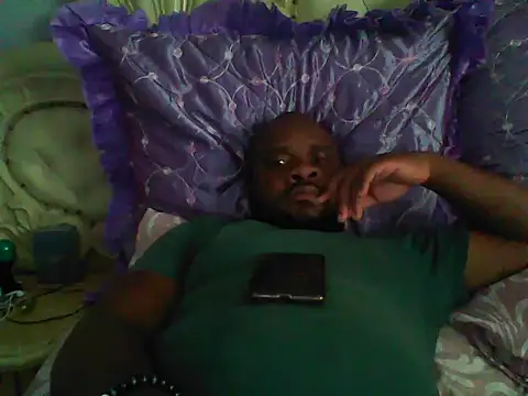 Snapshot of spopo619 chatting on December 18, 2025, 12:44 pm spopo619 online show from December 18, 2025, 12:44 pm