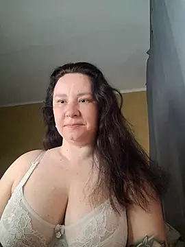 Snapshot of AlexaLexie chatting on May 4, 2026, 6:53 am AlexaLexie online show from May 4, 2026, 6:53 am