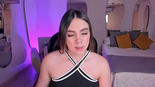 EloisaOlivero online show from September 10, 2025, 11:32 am