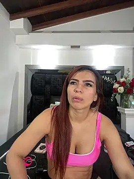 Snapshot of Arianna_Jones1 chatting on June 2, 2026, 3:19 am Arianna Jones1 online show from June 2, 2026, 3:19 am
