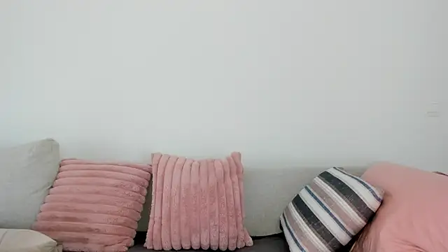 smileybabe online show from October 7, 2025, 8:44 am