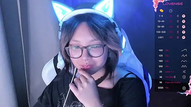 maydaykimmy online show from October 4, 2025, 9:57 pm