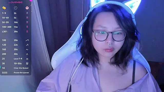 maydaykimmy online show from April 29, 2026, 8:59 pm