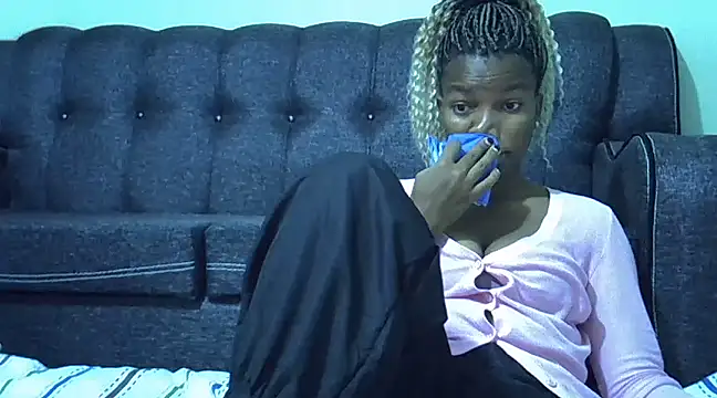 prettychoco1 online show from January 16, 2025, 10:32 am