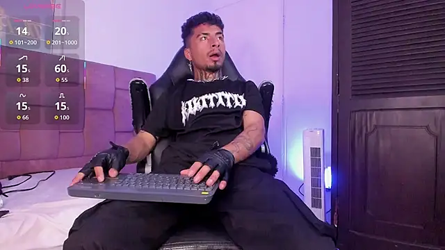 JuanCamiilo 66 online show from March 11, 2026, 3:29 pm