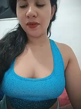 Yara0k online show from July 25, 2026, 11:02 pm
