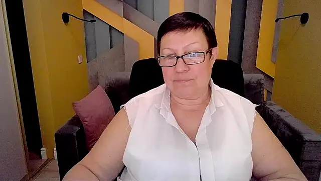 BarbaraTurners online show from February 10, 2025, 12:30 am