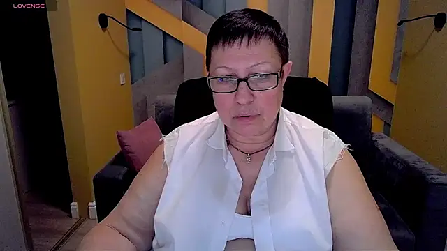 BarbaraTurners online show from March 11, 2025, 12:54 am