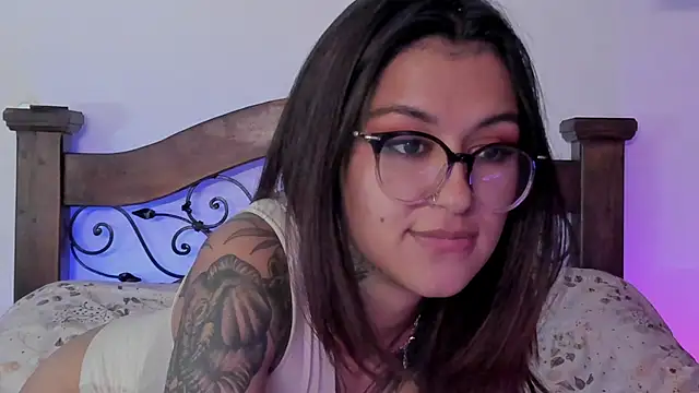 Snapshot of noemi_foxxx chatting on January 17, 2025, 2:28 pm noemi foxxx online show from January 17, 2025, 2:28 pm