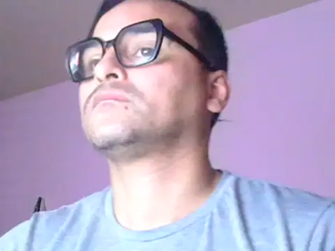 Snapshot of ClarkGiven chatting on June 21, 2026, 7:33 am ClarkGiven online show from June 21, 2026, 7:33 am