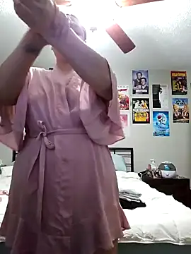 honeeyyy pot online show from January 22, 2025, 4:13 am