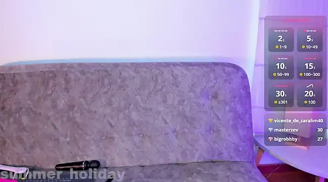 Snapshot of summer_holiday chatting on January 13, 2025, 12:45 pm summer holiday online show from January 13, 2025, 12:45 pm