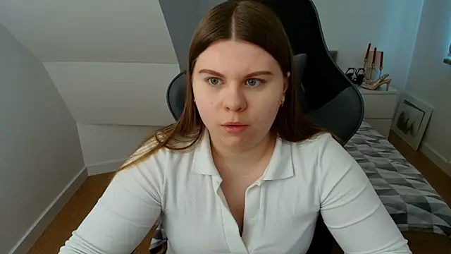 AbbyPleasure online show from April 13, 2026, 11:05 am