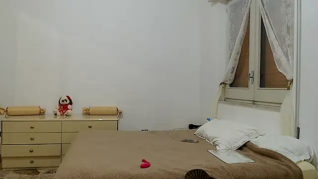 Snapshot of ZajiraShane chatting on November 21, 2025, 3:33 pm ZajiraShane online show from November 21, 2025, 3:33 pm