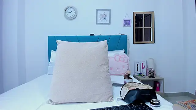 kamila lopez online show from April 9, 2026, 9:53 pm