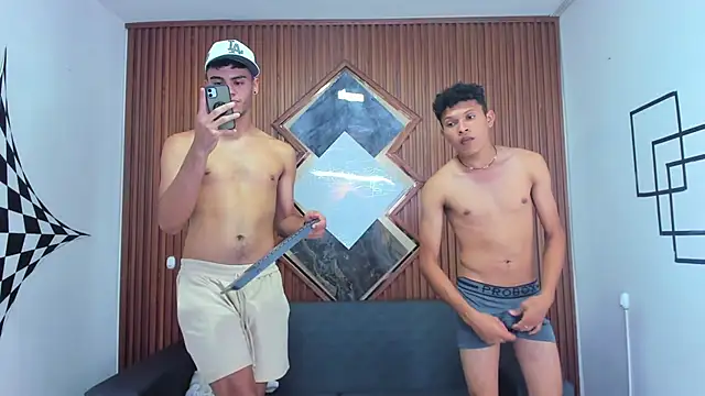 liam genner  online show from December 2, 2024, 10:45 pm