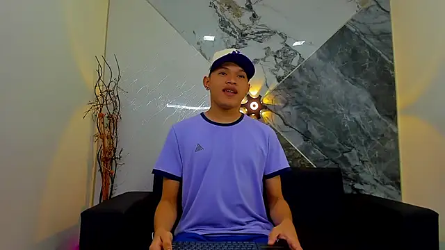 liam genner  online show from February 24, 2025, 8:25 pm