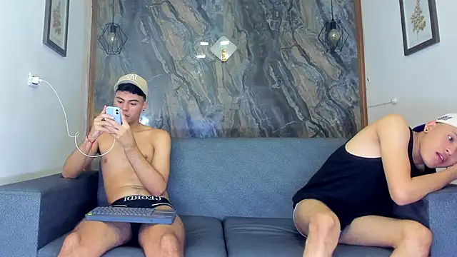 liam genner  online show from February 27, 2025, 10:53 pm