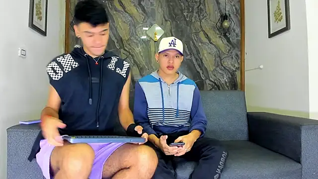 liam genner  online show from March 2, 2025, 7:34 pm