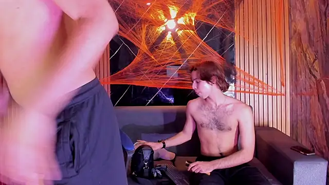 liam genner  online show from October 25, 2025, 8:25 pm