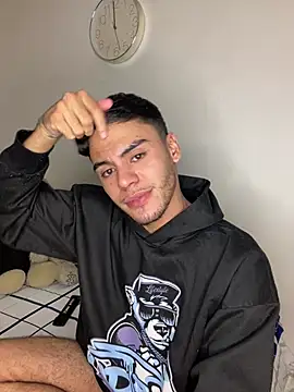 liam genner  online show from February 10, 2026, 5:44 am