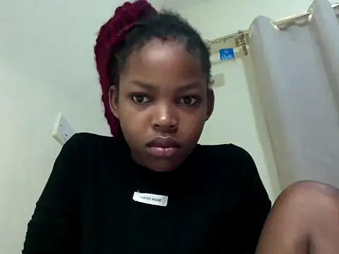 queen-sasha online show from April 12, 2026, 7:13 am