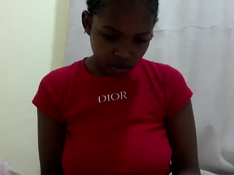 Snapshot of queen-sasha chatting on May 28, 2026, 12:13 pm queen-sasha online show from May 28, 2026, 12:13 pm