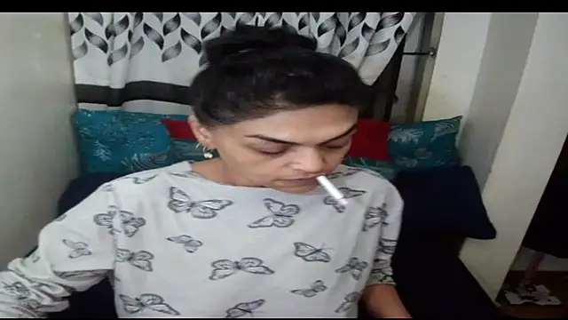 Snapshot of Indian_Blaze00 chatting on February 17, 2026, 1:13 am Indian Blaze00 online show from February 17, 2026, 1:13 am