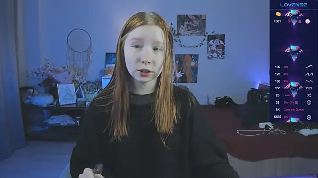 Snapshot of CallMeEffy1 chatting on December 21, 2025, 3:30 pm CallMeEffy1 online show from December 21, 2025, 3:30 pm