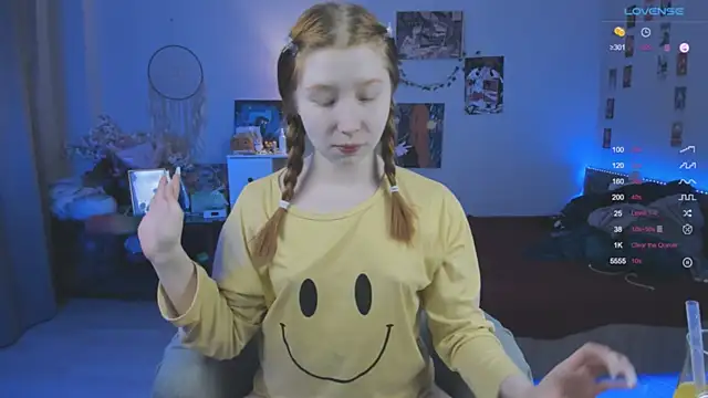 Snapshot of CallMeEffy1 chatting on January 13, 2026, 2:55 pm CallMeEffy1 online show from January 13, 2026, 2:55 pm