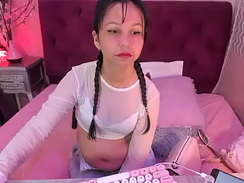 candysmitxxx online show from December 20, 2025, 3:35 am