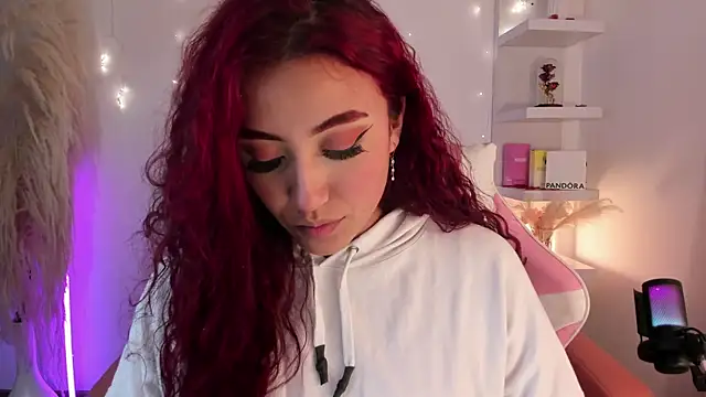 Snapshot of veronicaxx69 chatting on April 27, 2026, 4:10 am veronicaxx69 online show from April 27, 2026, 4:10 am